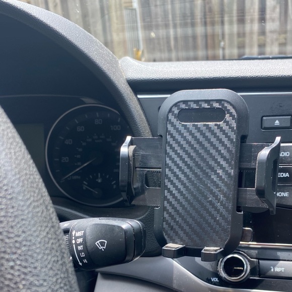 🚗TWO FOR $15 until sold out! 360° Rotating Car Vent Clip Phone Holder - Picture 2 of 12